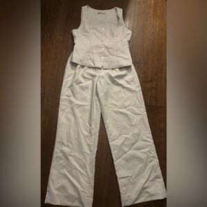 Abercrombie & Fitch White Pinstripe Wide Leg Pants and fitted blazer